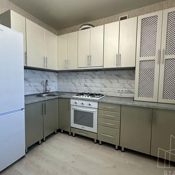Боголюбова вул., 33