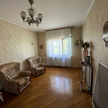 Берестейський просп. (Перемоги), 74