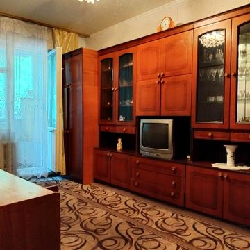Академіка Кіпріанова вул., 4
