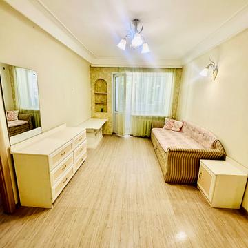 Русанівський бульв., 10