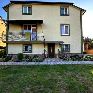 Мирослава Іванюти вул., 52