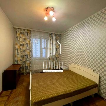 Каштанова вул., 13