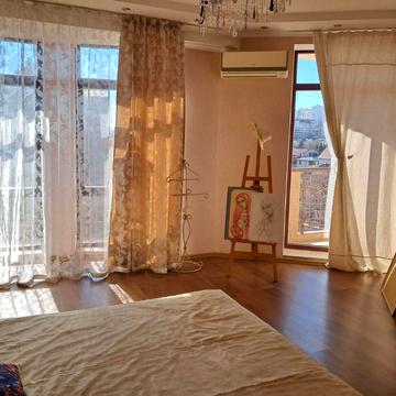 Тіниста вул., 9/12