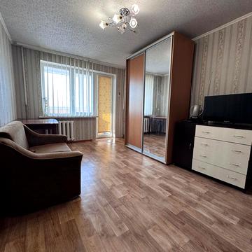 Незалежності вул. (Титова), 18-Б