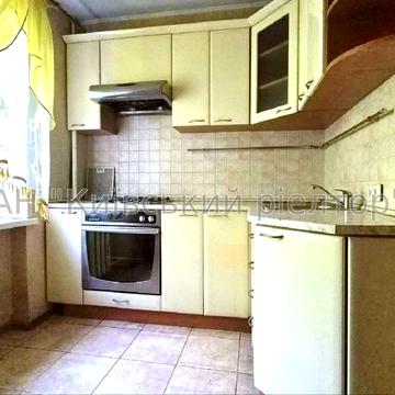 Голосіївський просп. (40-річчя Жовтня), 126к4