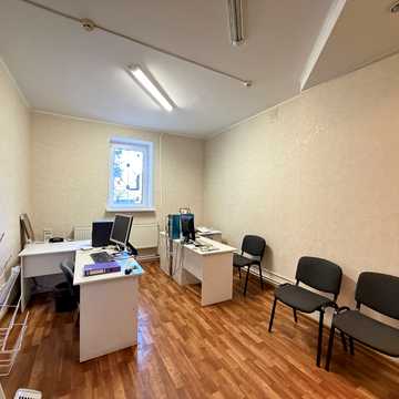 24 Серпня вул., 1б