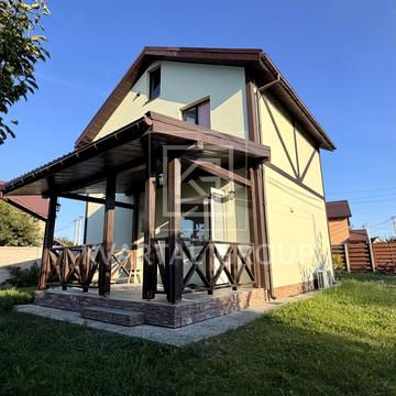 Фізкультурна вул., 35
