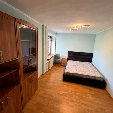Братства Тарасівців вул. (Декабристів), 12/37