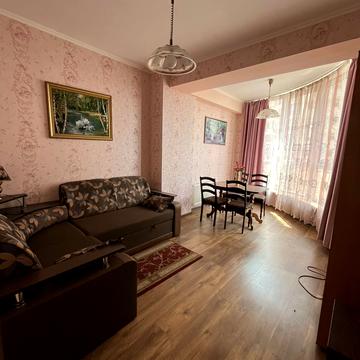 Незалежності вул. (Армійська), 8Б