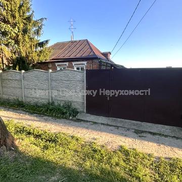 Єдності вул. (Краснодарська), 44