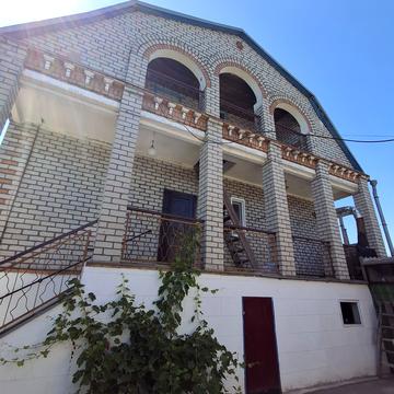 Зелена, 99