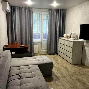 Тракторобудівників просп., 85