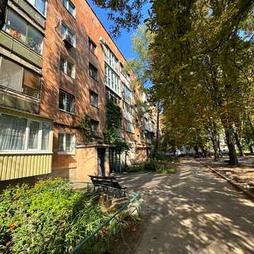Івана Мазепи вул. (Калініна), 17