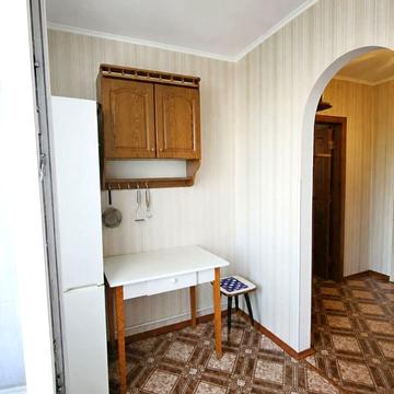 Левка Лукяненка просп. (Рокоссовського), 60