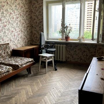 Лесі Українки бульв., 28