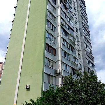 Милославська вул., 19