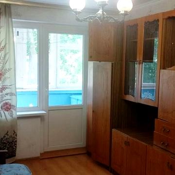 Дарницький бульв., 4