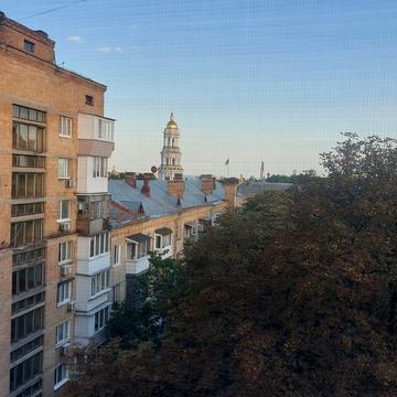 Івана Мазепи вул. (Січневого Повстання), 4