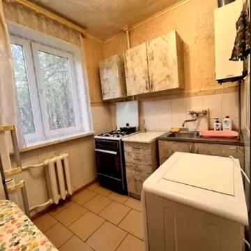 Батумська вул., 24