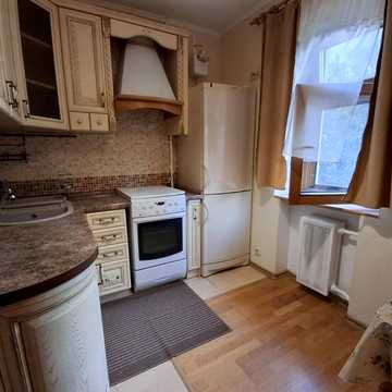 Михайла Стельмаха вул., 5