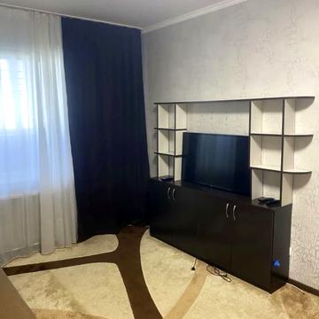 Драгоманова вул., 12