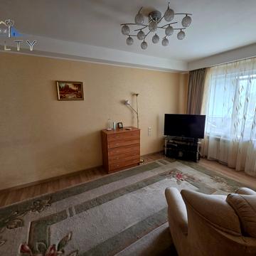Українська вул., 8-А