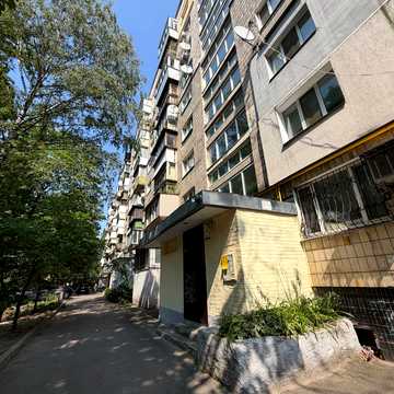 Михайла Донця вул., 21-А