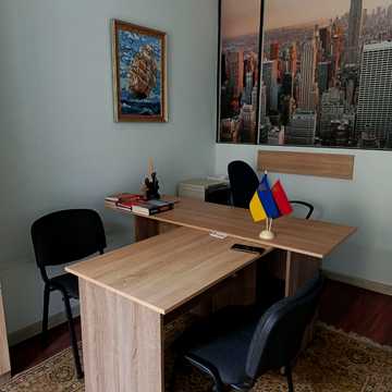Кароля Мікулі вул. (Карла Лібкнехта), 8
