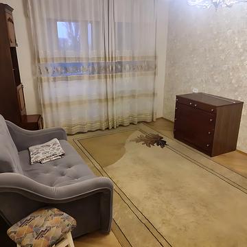 Вереснева вул., 5