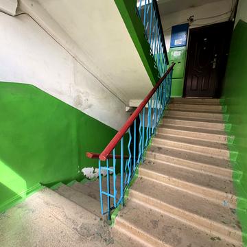 Університетський просп. (Гагаріна), 61