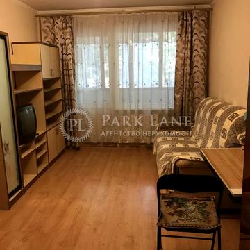 Композитора Лятошинського вул., 14-Б