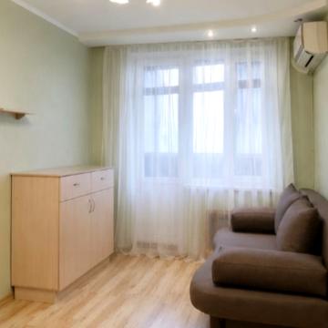 Холодногірська вул. (Єлізарова), 4