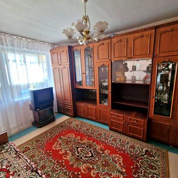 Метробудівська вул., 5