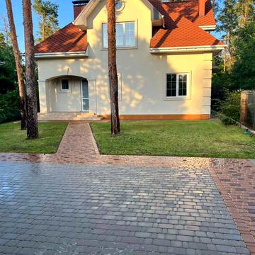 Анатолія Соловяненка вул.