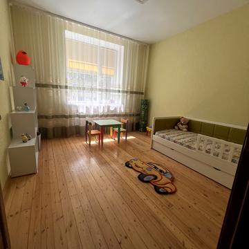 Незалежної України вул. (40 років Радянської України), 80