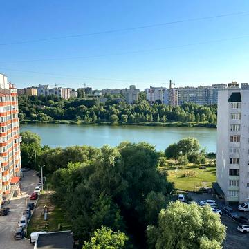 Степана Бандери вул., 40/2Б