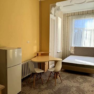 Преображенська вул., 60