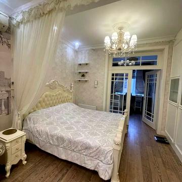 Жилянська вул., 118