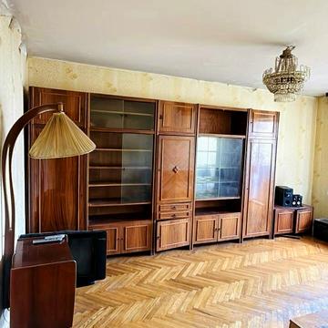 Приозерна вул., 8-А
