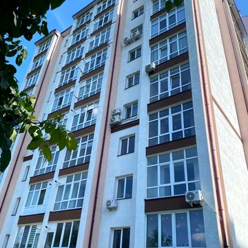 Яблунева вул., 2