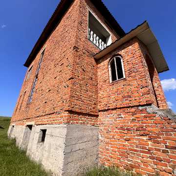 Лесі України, 11