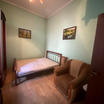 Івана Григоровича вул., 10