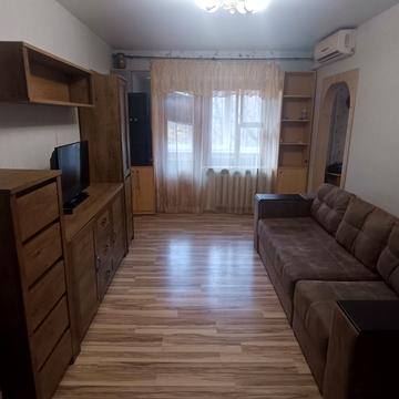 Академіка Шалімова вул. (Героїв Севастополя), 1