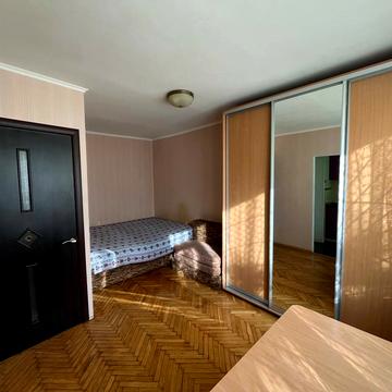 Березняківська вул., 16-Б