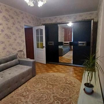 Владислава Бувалкіна вул. (Бочарова Генерала), 42