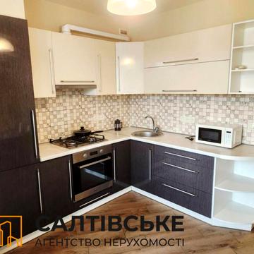 Кричевського вул., 35