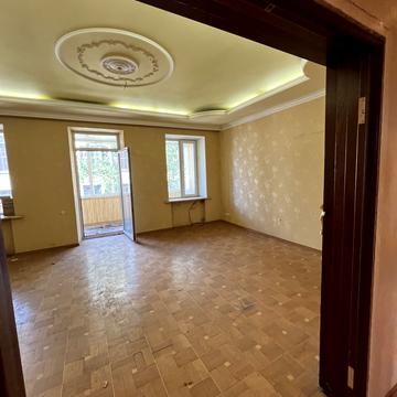 Чернишевська вул., 76
