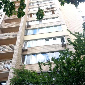 Генерала Алмазова вул. (Кутузова), 6