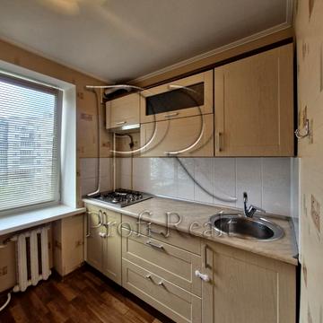 Незалежності бульв. (50 років Жовтня), 2-А