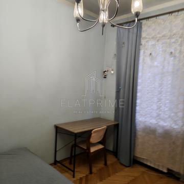 Борщагівська вул., 152